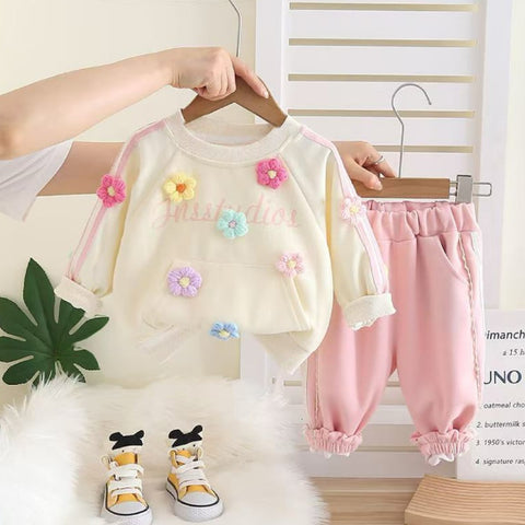2-Piece Kids Flower Sweatshirt & Pants Set – Purple, Pink or Bordeaux (1-5 Years)