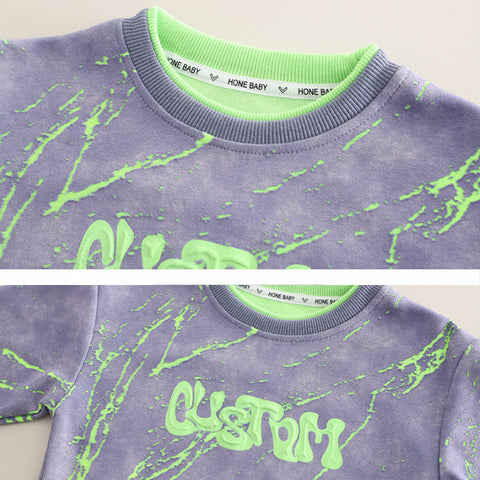 Unisex Kids Casual Outfit with Neon Print Sweatshirt & Jeans – Pink or Green (1-5 Years)